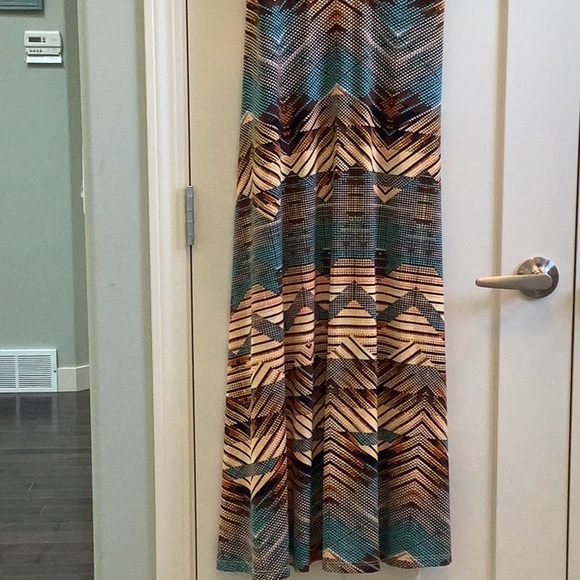 Luxuriously silky soft Veronica M Maxi Sundress fits like size LG - Picture 4 of 6